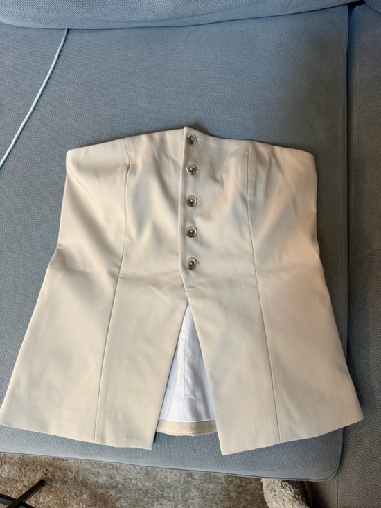 Abercrombie & Fitch Tops - Abercrombie & Fitch Cream-Beige Lined Shirt